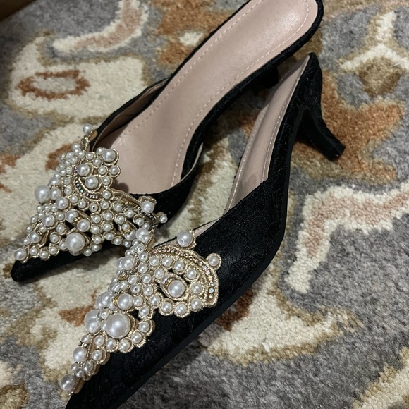 Beaded heels - Picture 3 of 5